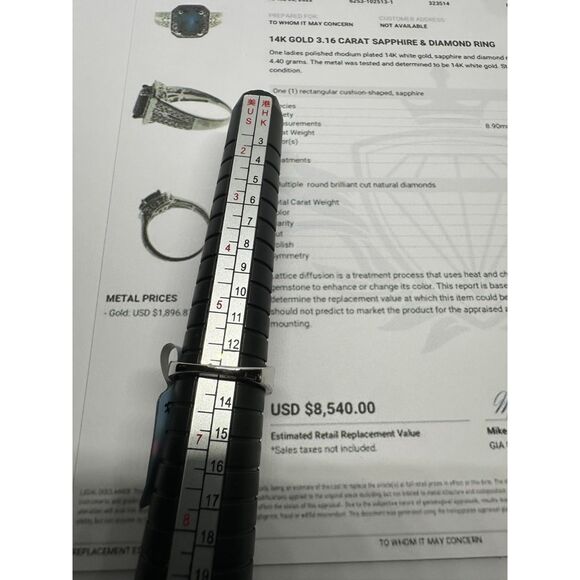 3.16 Ct Natural Sapphire and Diamond Ring, Cushion Cut with 14kt Gold Ring - Picture 5 of 7